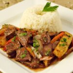 Lomo Saltado Peruano